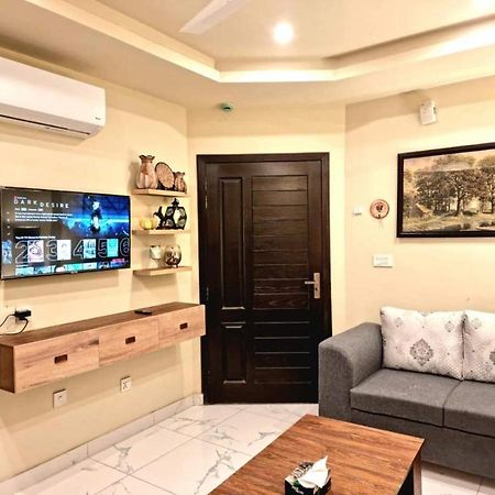 Comfortable & Lovely 1 Bed Apt In Bahria Town Rawalpindi Zewnętrze zdjęcie